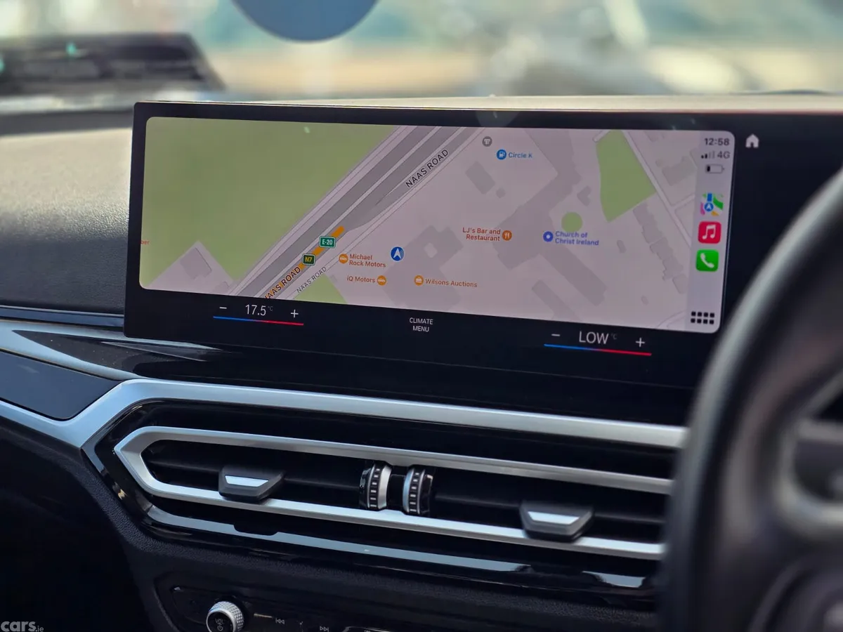 BMW 3-Series Estate/Jeep, Petrol Plug-in Hybrid, 2023, Blue