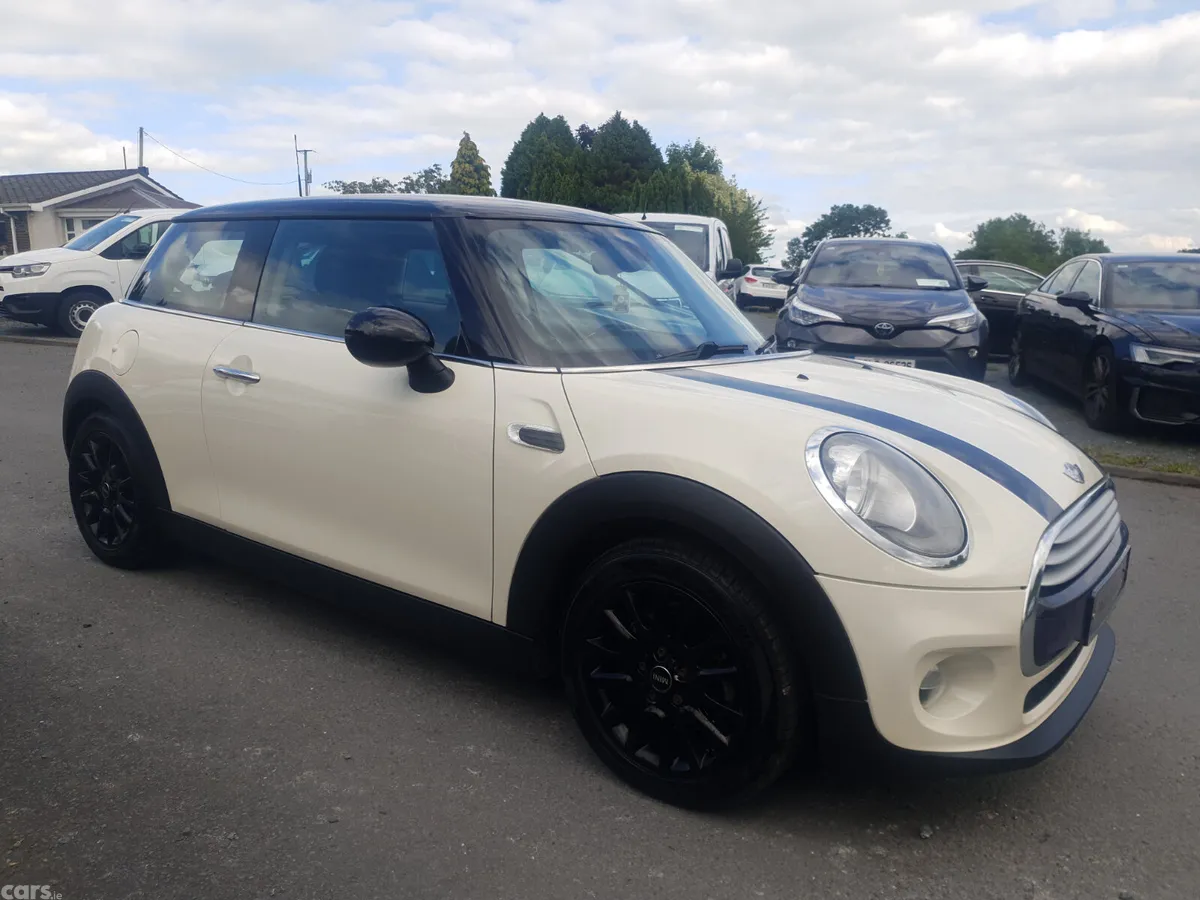 Mini Cooper Hatchback, Diesel, 2014, White