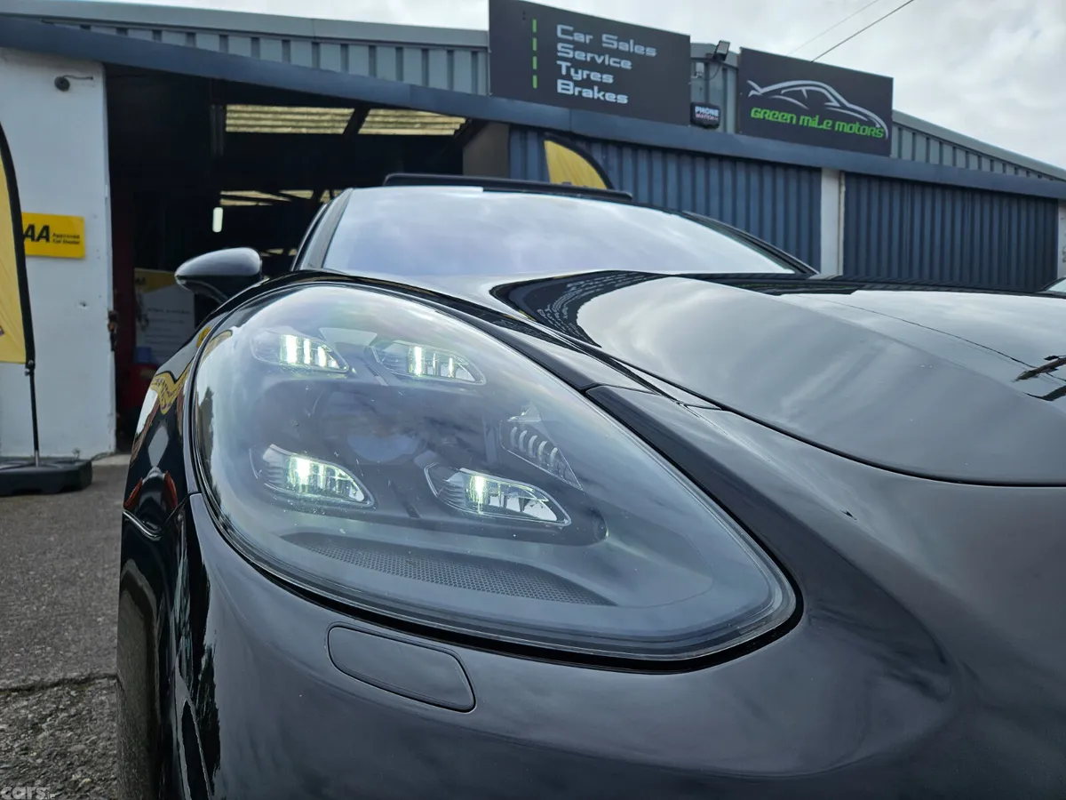 Porsche Panamera Hatchback, Petrol Plug-in Hybrid, 2017, Black