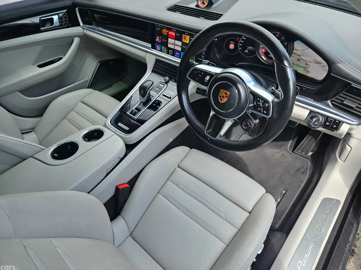 Porsche Panamera Hatchback, Petrol Plug-in Hybrid, 2017, Black