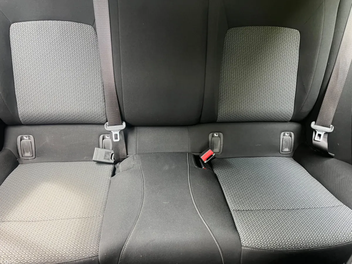 Opel Insignia Hatchback, Diesel, 2018, Grey