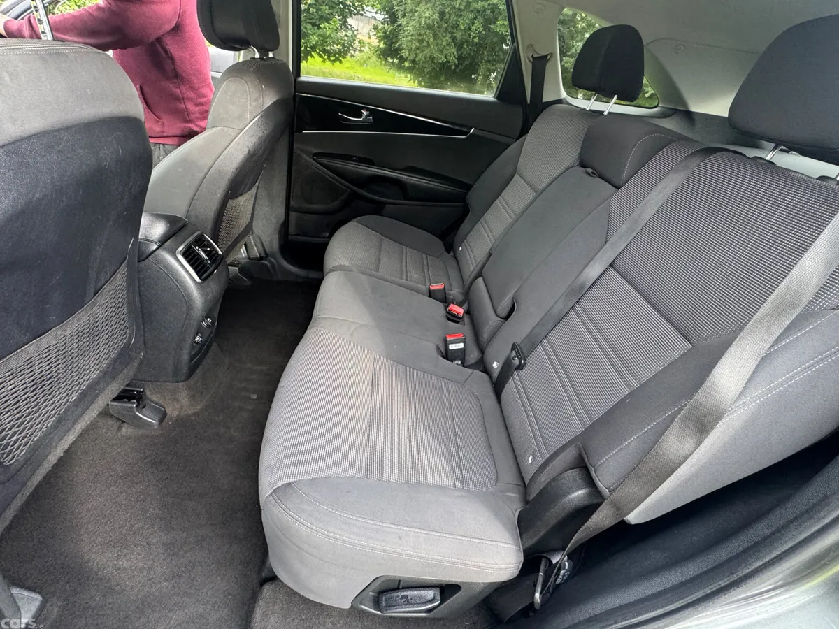 Kia Sorento SUV, Diesel, 2015, Grey