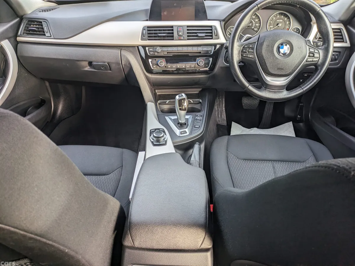 BMW 3-Series Saloon, Petrol Plug-in Hybrid, 2016, Black