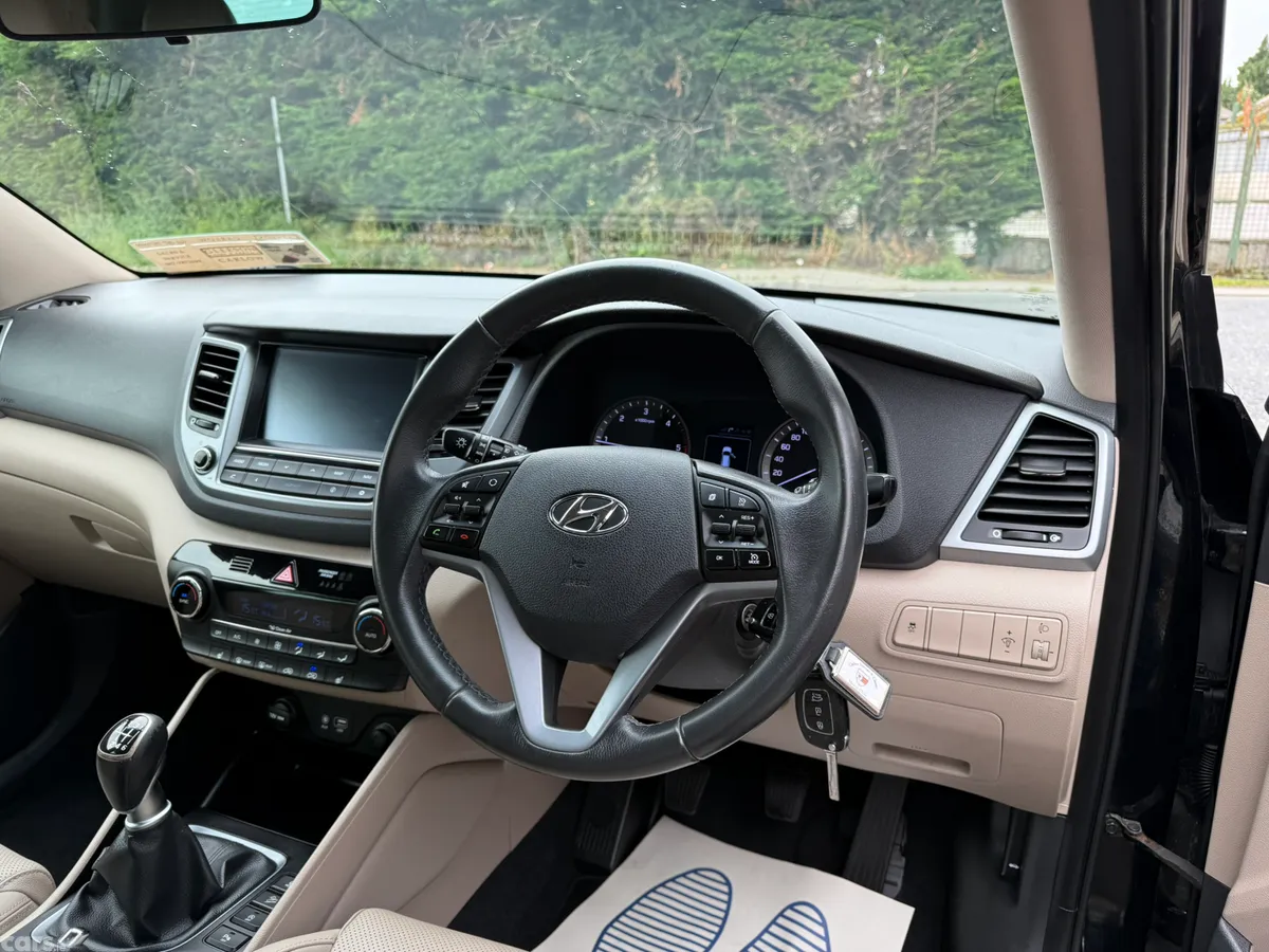 Hyundai Tucson SUV, Diesel, 2016, Black