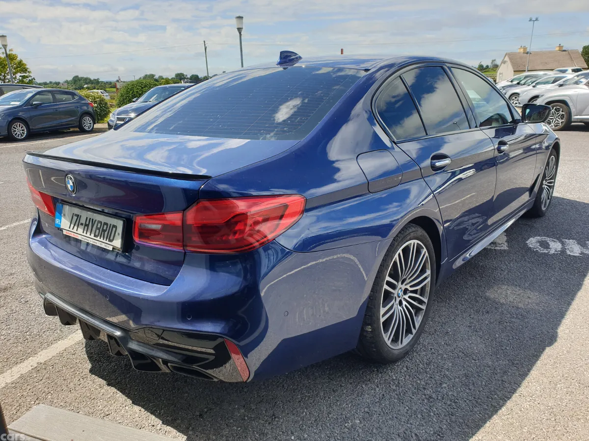 BMW 5-Series Saloon, Petrol Plug-in Hybrid, 2017, Blue