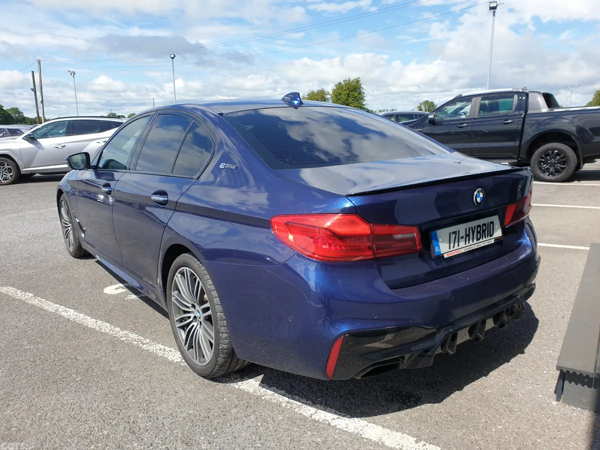 BMW 5-Series Saloon, Petrol Plug-in Hybrid, 2017, Blue