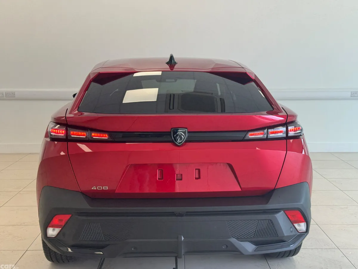 Peugeot 408 Hatchback, Petrol, 2025, Red