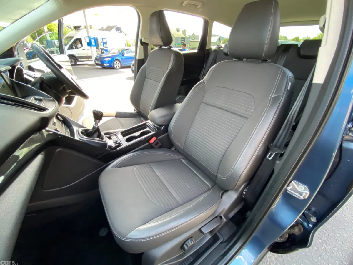 Ford Kuga SUV, Diesel, 2019, Blue