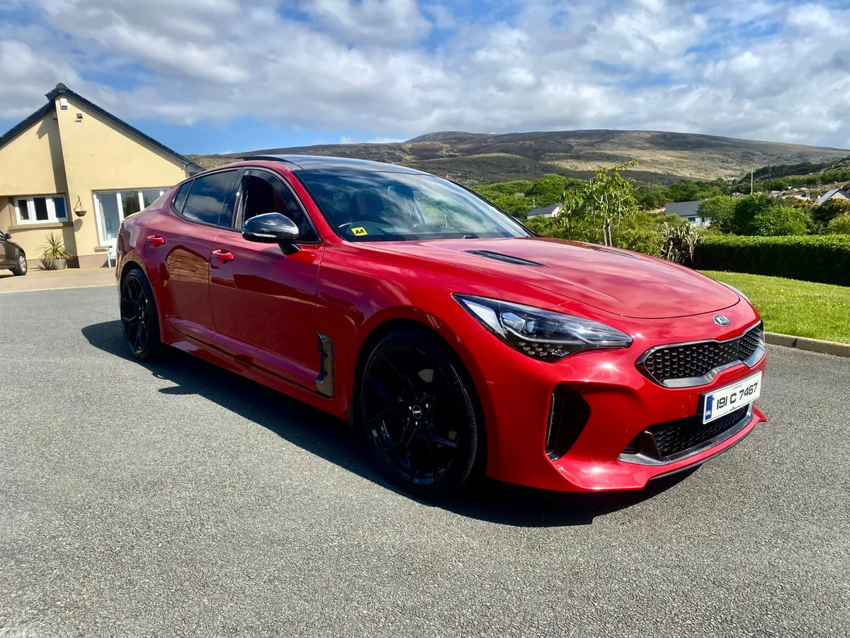 Kia Stinger Hatchback, Diesel, 2019, Red