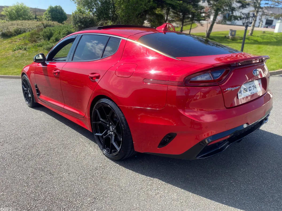 Kia Stinger Hatchback, Diesel, 2019, Red