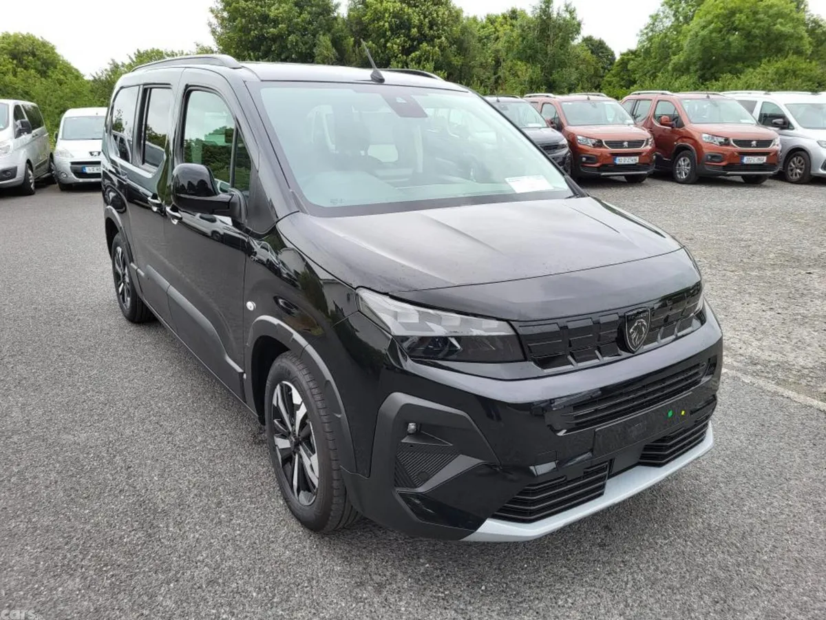 Peugeot Rifter MPV, Diesel, 2026, Black