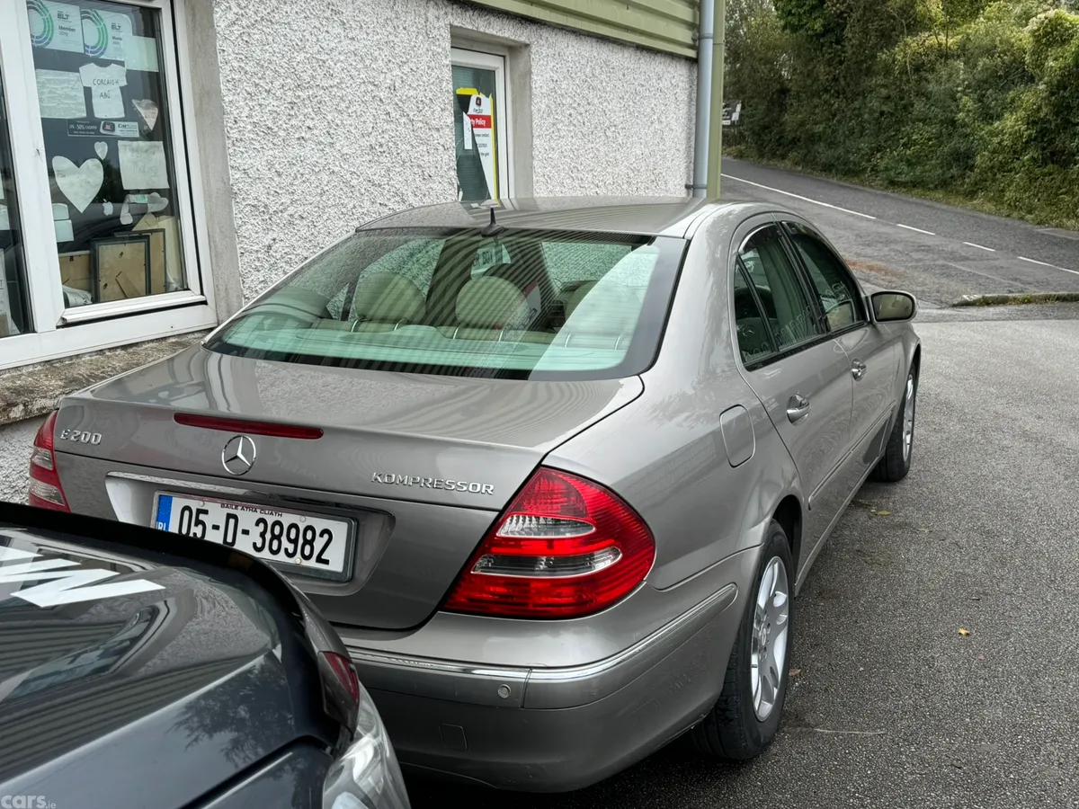 Mercedes-Benz E-Class Saloon, Petrol, 2005, Silver