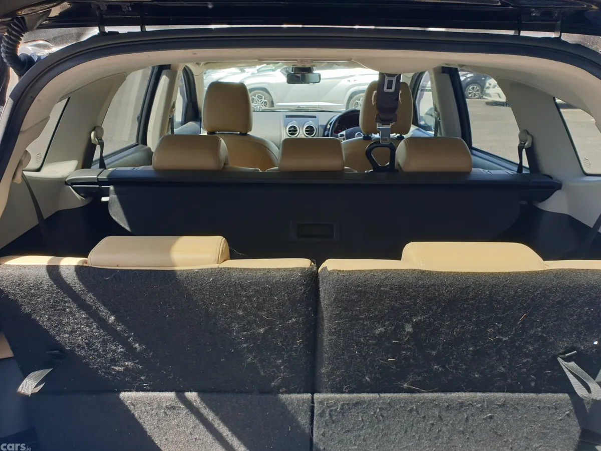 Nissan Qashqai+2 MPV, Diesel, 2012, Black
