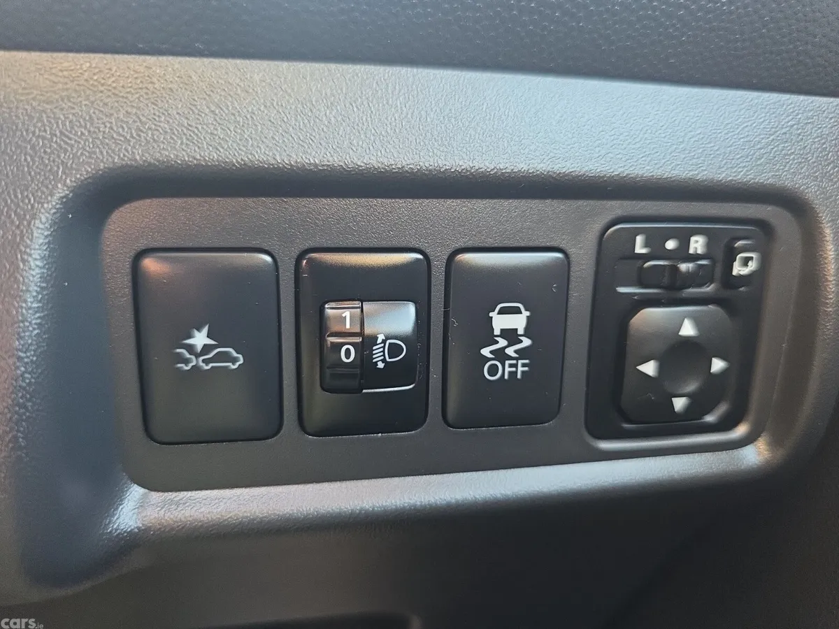 Mitsubishi Mirage Hatchback, Petrol, 2019, Silver