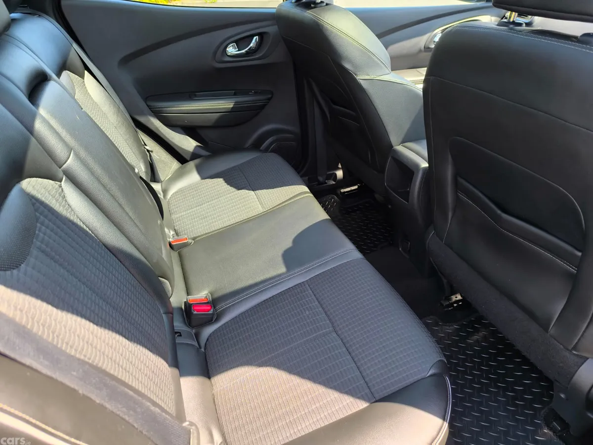 Renault Kadjar SUV, Diesel, 2016, Blue