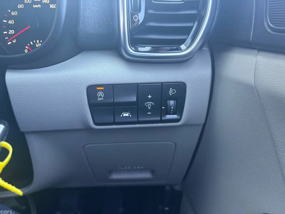 Kia Sportage MPV, Diesel, 2019, Blue