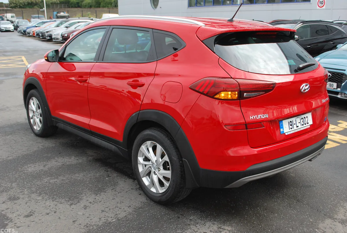 Hyundai Tucson SUV, Diesel, 2019, Red