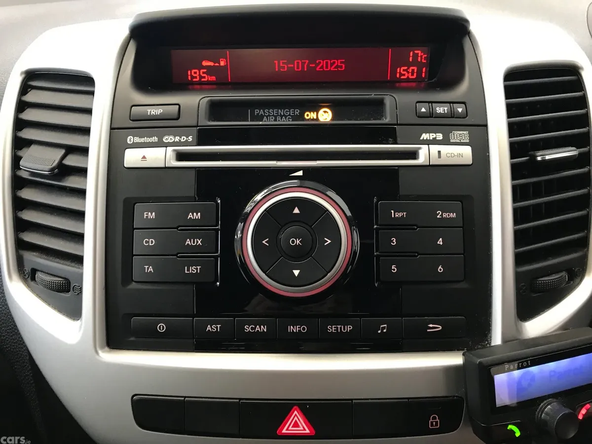 Kia Venga MPV, Diesel, 2018, Grey