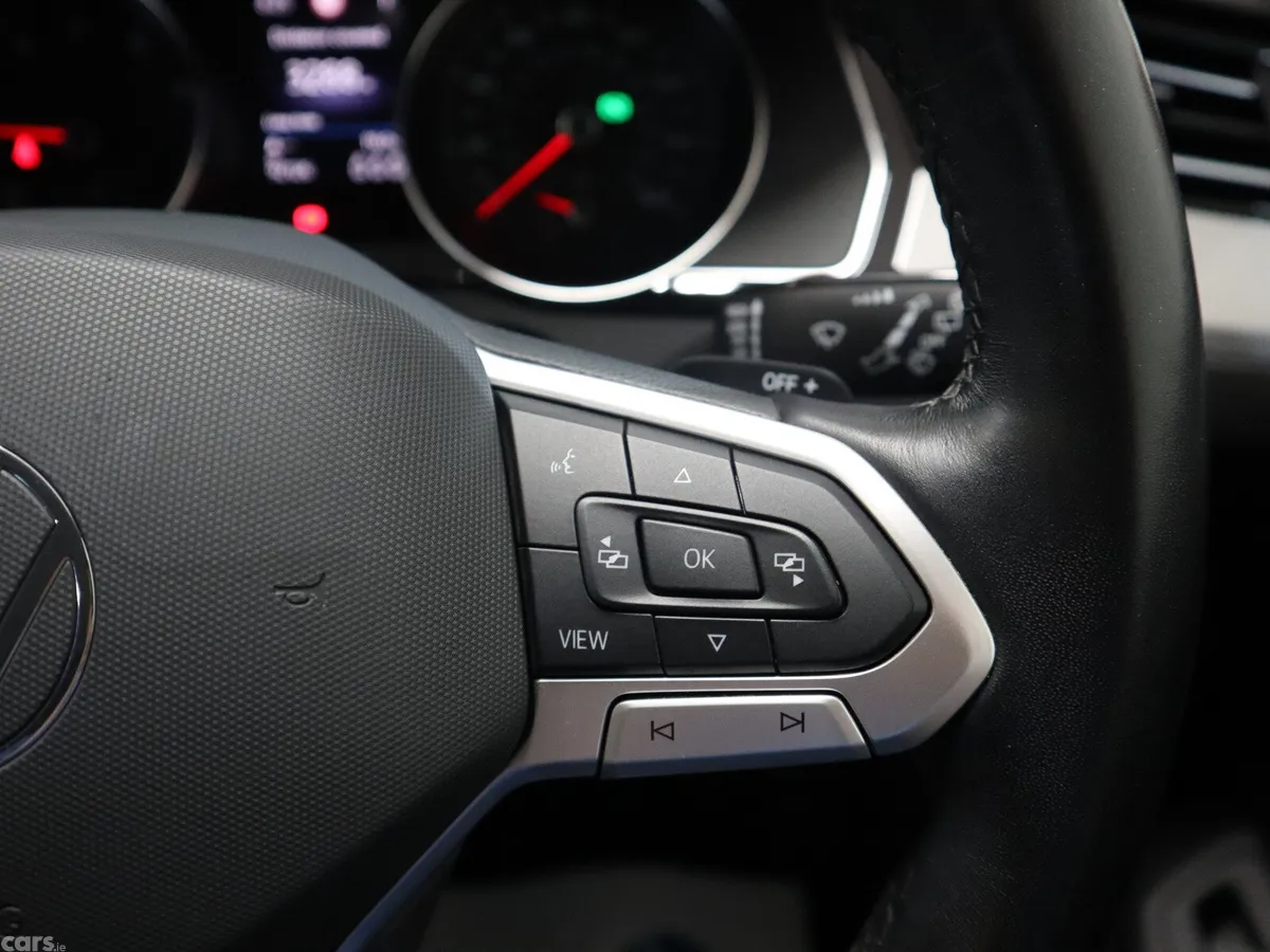 Volkswagen Passat Estate, Petrol, 2022, Red