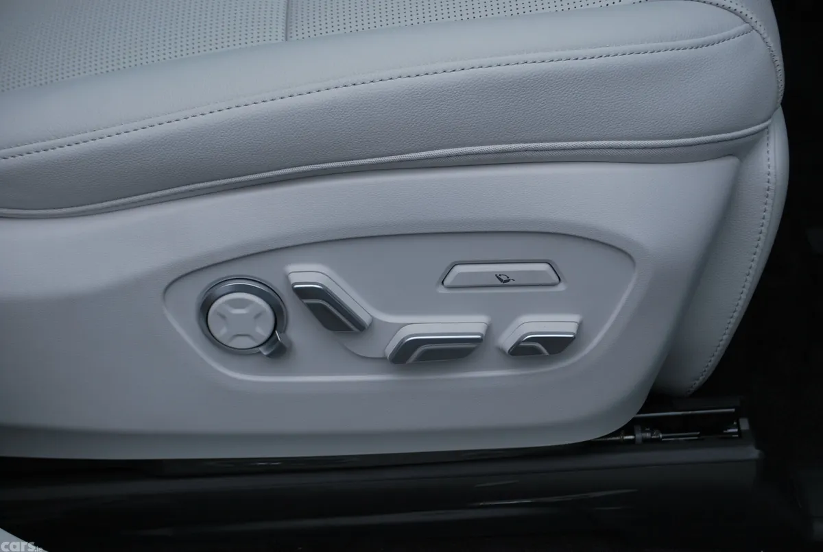 Hyundai IONIQ 9 SUV, Electric, 2026, Grey