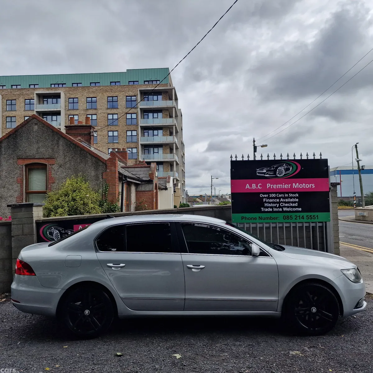 Skoda Superb Saloon, Diesel, 2015, Silver