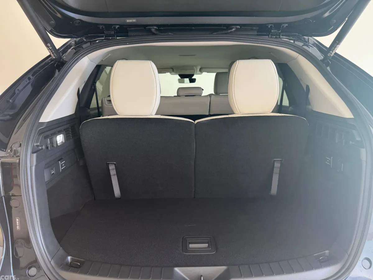 Mazda CX-80 SUV, Petrol Plug-in Hybrid, 2026, Blue