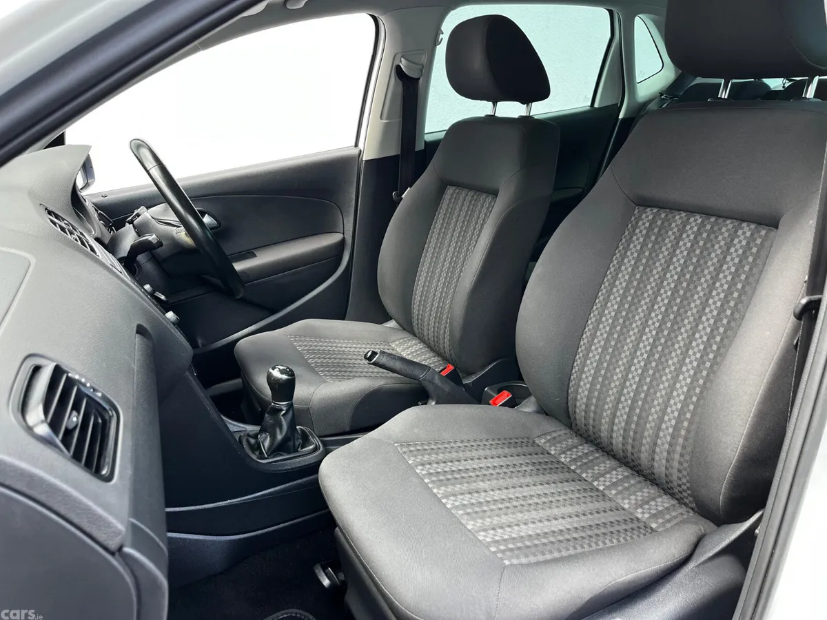 Volkswagen Polo Hatchback, Diesel, 2017, White