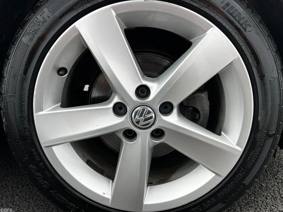 Volkswagen Polo Hatchback, Diesel, 2017, White