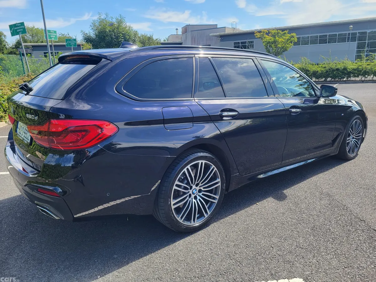 BMW 5-Series Estate, Diesel, 2018, Black