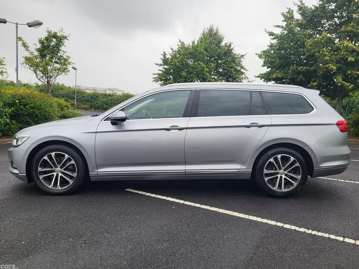 Volkswagen Passat Estate, Diesel, 2018, Grey