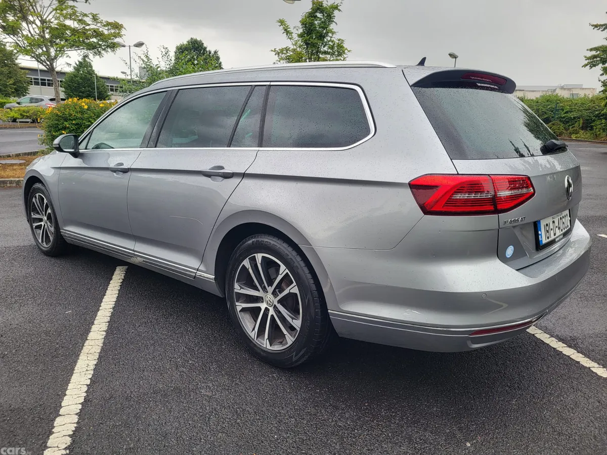 Volkswagen Passat Estate, Diesel, 2018, Grey