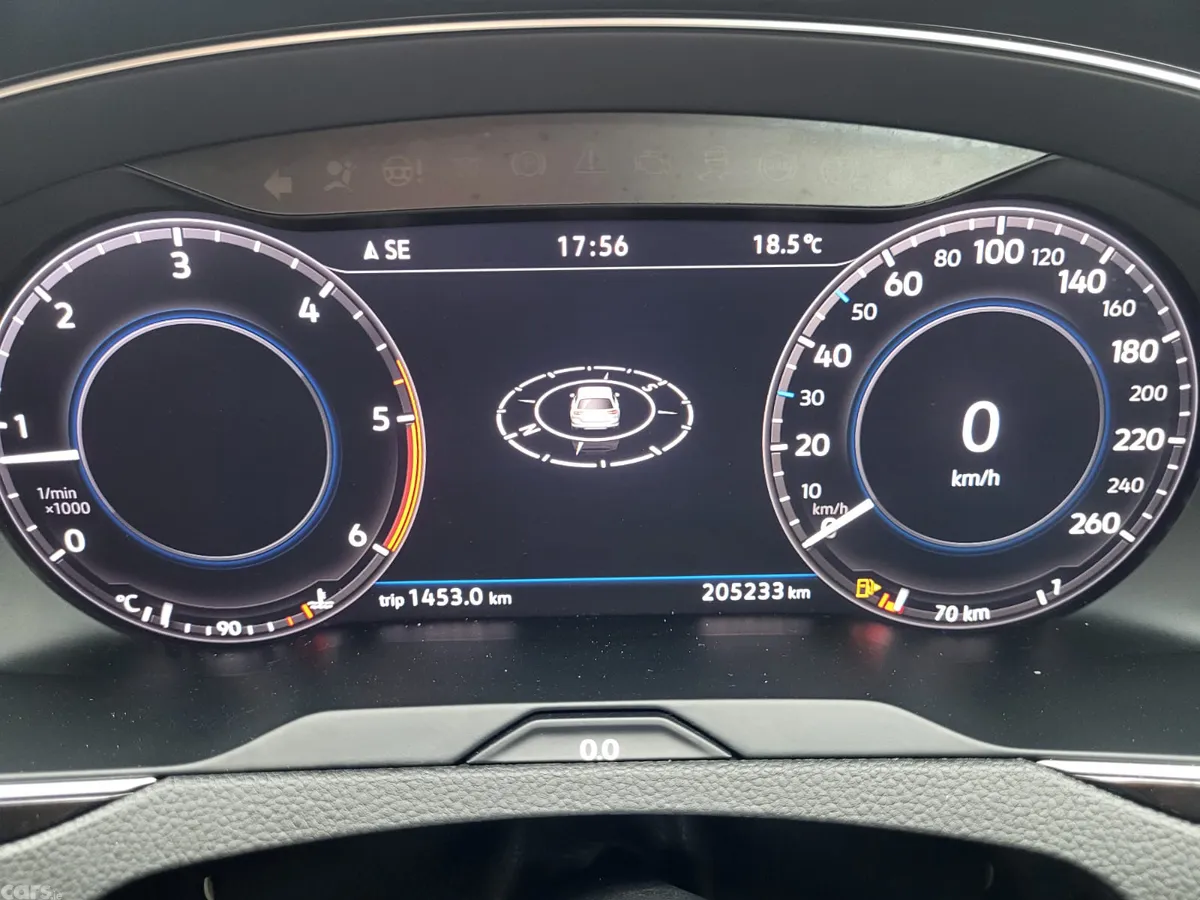 Volkswagen Passat Estate, Diesel, 2018, Grey