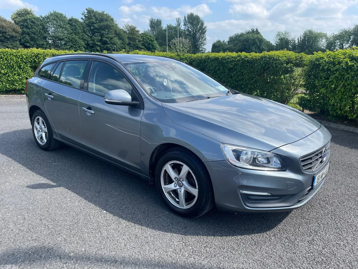 Volvo V60 Estate, Diesel, 2018, Grey