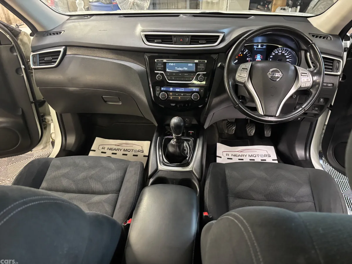 Nissan X-Trail SUV, Diesel, 2016, White