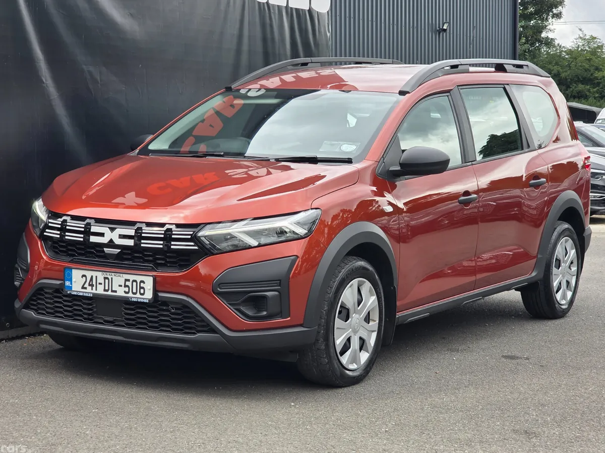 Dacia Jogger MPV, Petrol, 2024, Brown