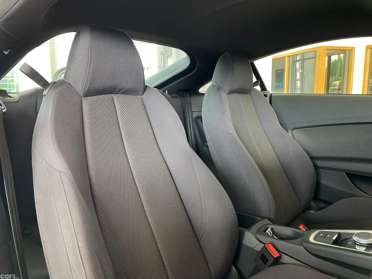 Audi TT Coupe, Petrol, 2016, White