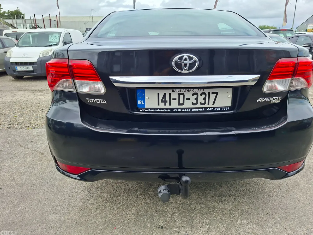 Toyota Avensis Saloon, Diesel, 2014, Black