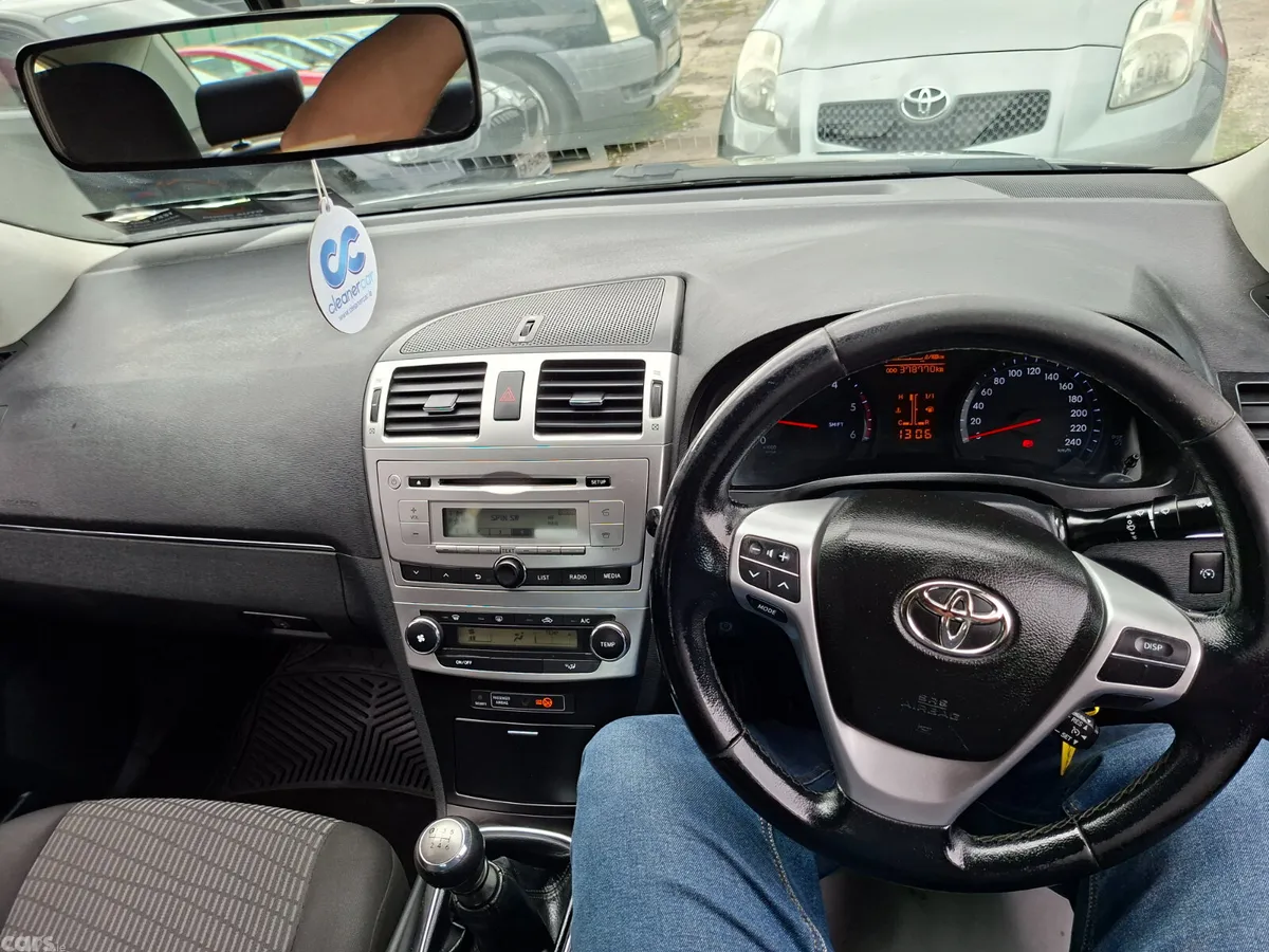 Toyota Avensis Saloon, Diesel, 2014, Black