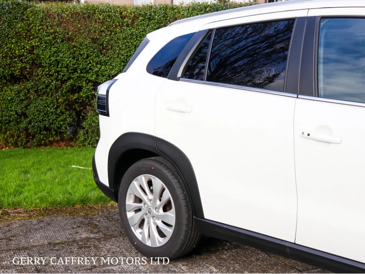 Suzuki SX4 S-Cross SUV, Petrol Hybrid, 2026, White