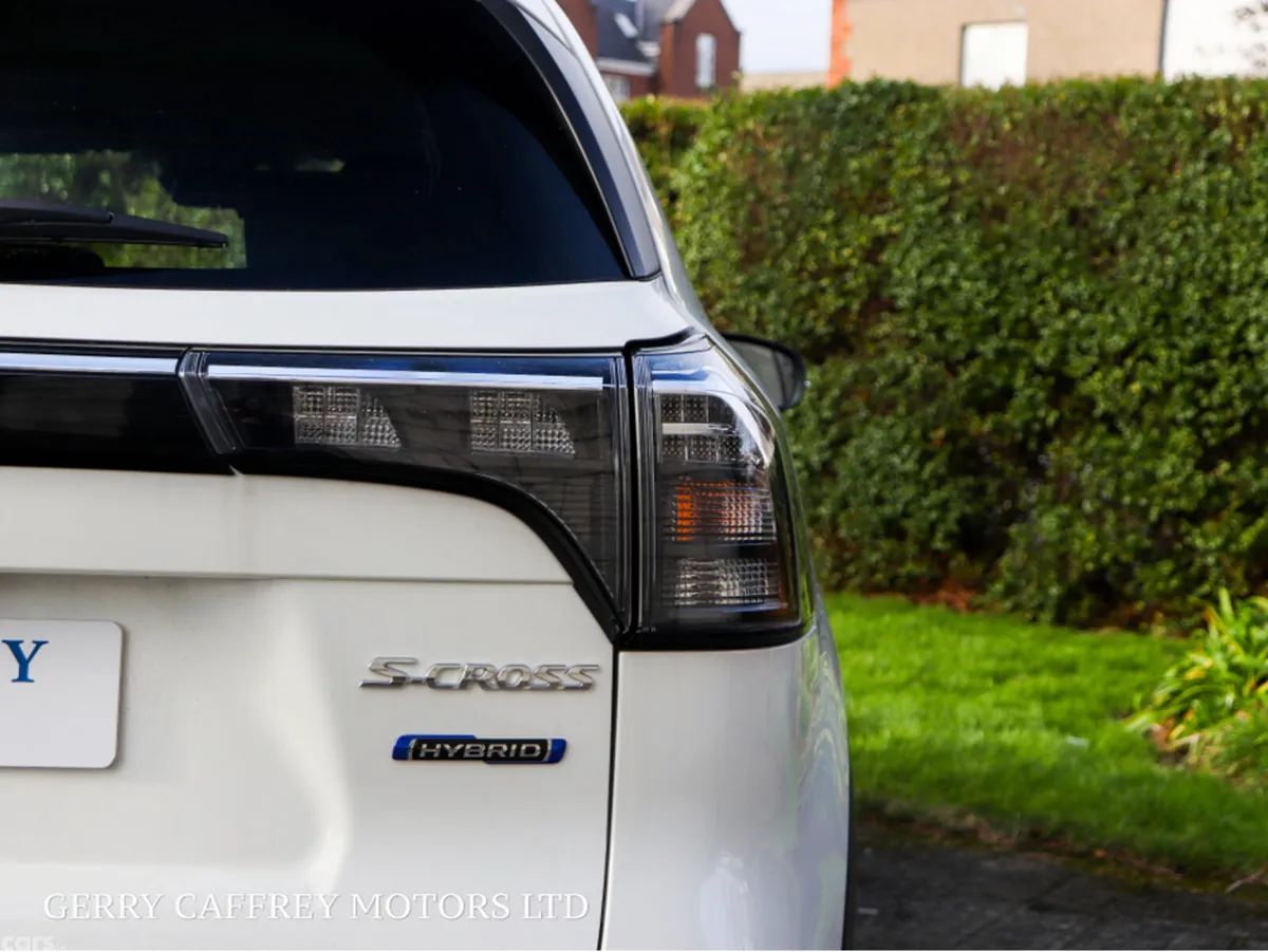 Suzuki SX4 S-Cross SUV, Petrol Hybrid, 2026, White