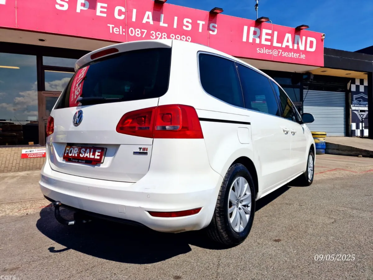 Volkswagen Sharan MPV, Petrol, 2015, White