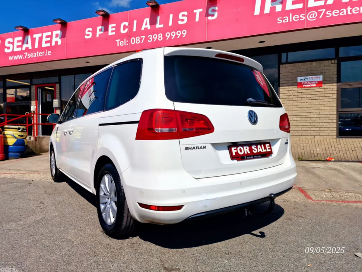 Volkswagen Sharan MPV, Petrol, 2015, White