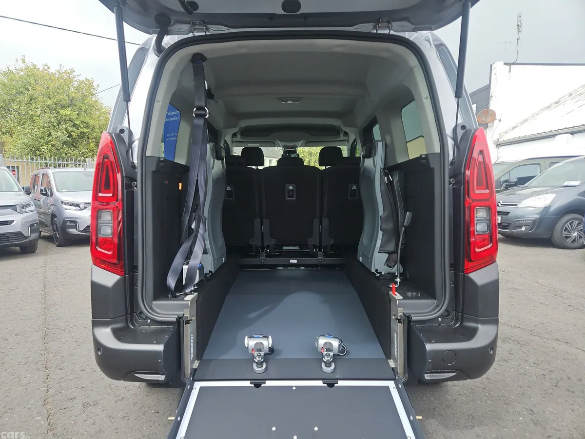 Citroen Berlingo MPV, Diesel, 2025, Grey
