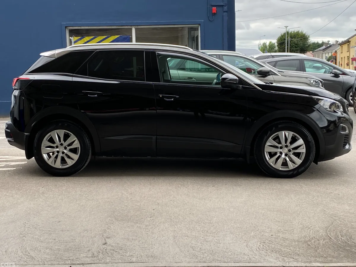 Peugeot 3008 MPV, Diesel, 2020, Black