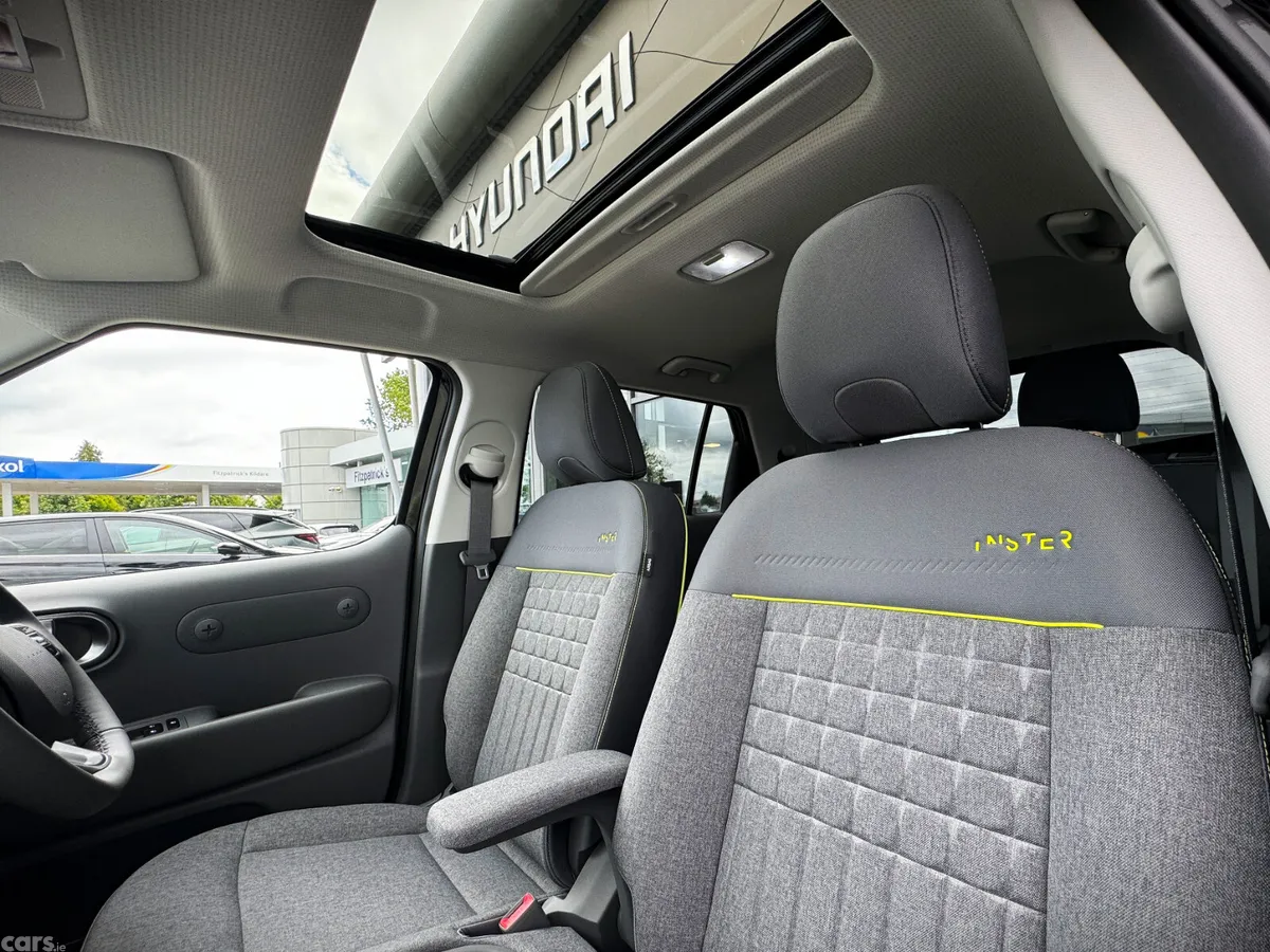 Hyundai INSTER SUV, Electric, 2027, Black