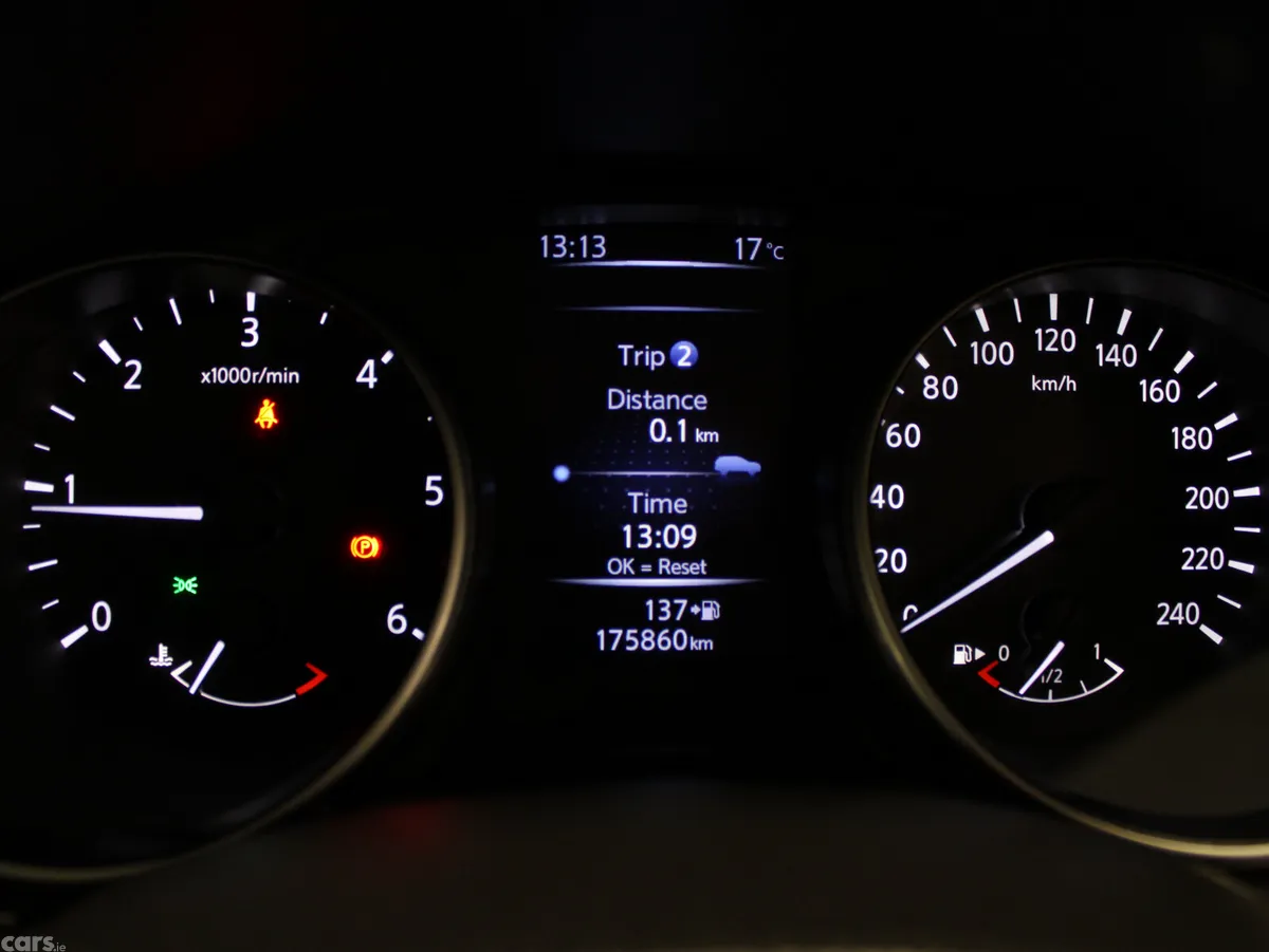 Nissan Qashqai MPV, Diesel, 2019, Black
