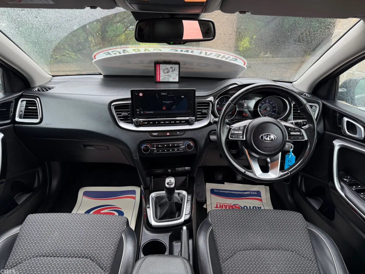 Kia Ceed Hatchback, Diesel Hybrid, 2021, Black