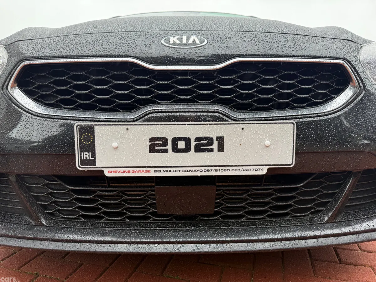 Kia Ceed Hatchback, Diesel Hybrid, 2021, Black
