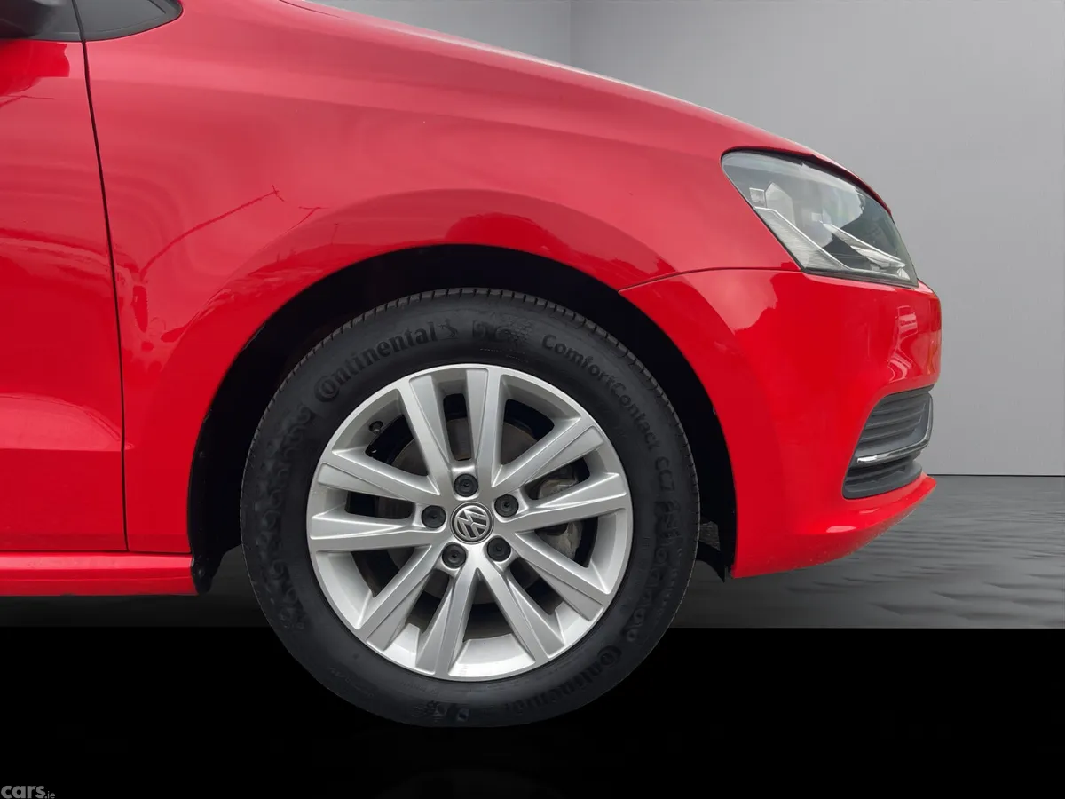 Volkswagen Polo Hatchback, Petrol, 2016, Red