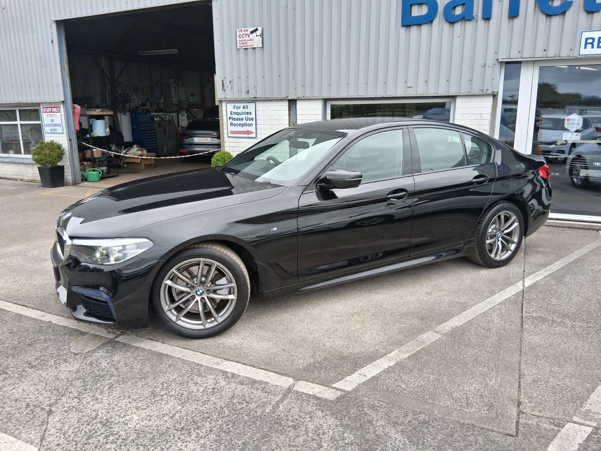 BMW 5-Series Saloon, Diesel Hybrid, 2020, Black